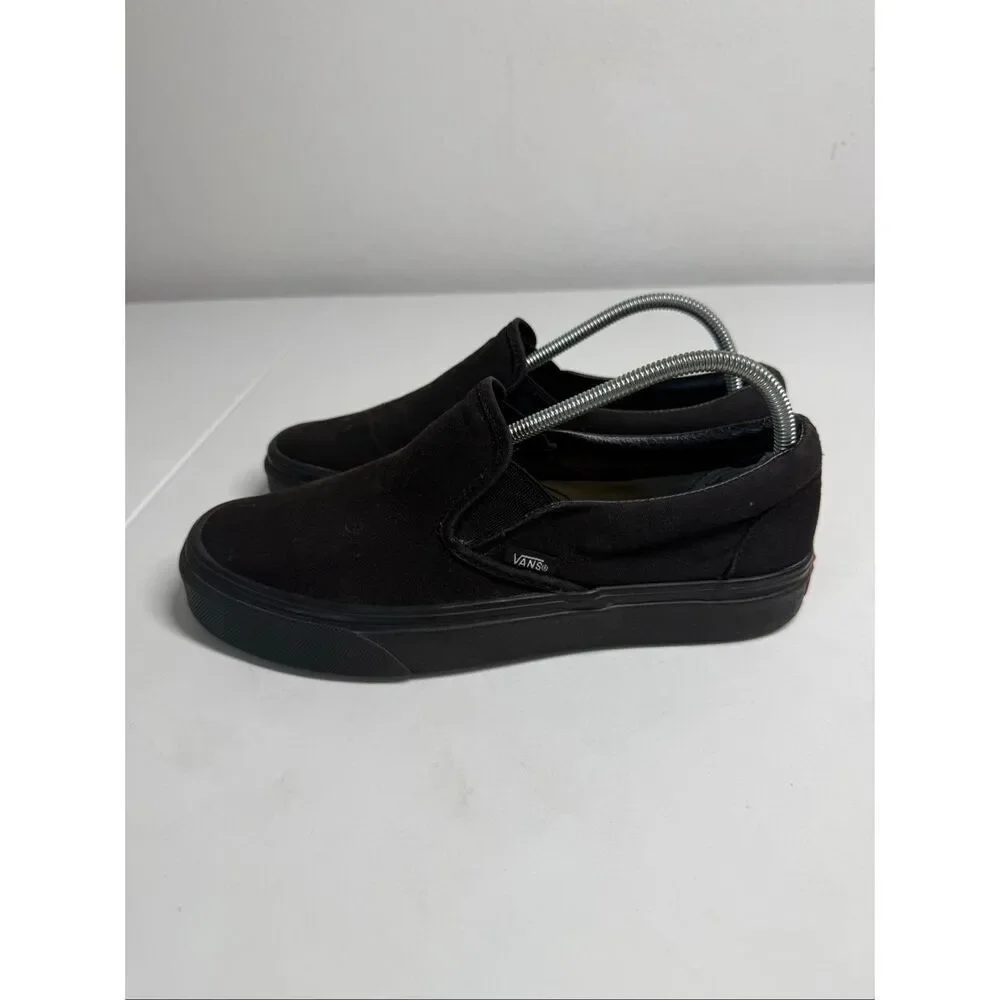 VANS Classic Slip-On Black/ Black Shoes Classic Canvas Women’s Size 8,5 Sneakers